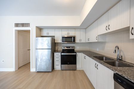 For Lease - 6 Whitaker Way Unit# 157, Whitchurch-Stouffville, Ontario - Photo 5