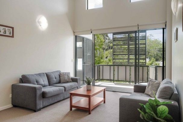 Top Floor Apartment at Fairfield - Photo 1