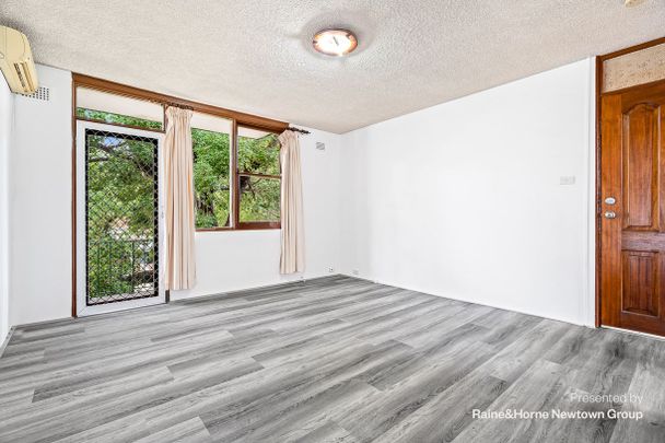 Spacious 2 Bedroom Apartment - Photo 1