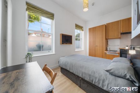 Flat 01 Finchley Road, Hampstead NW3 7AJ - Photo 2