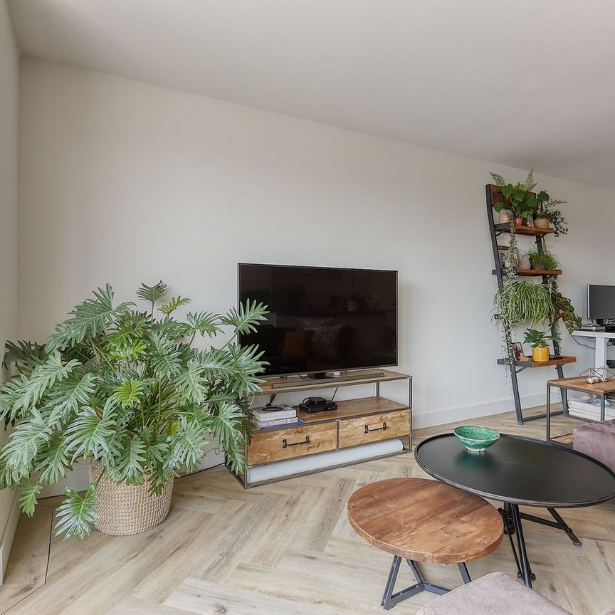 Appartement te huur: Vissershavenweg 56-H 2583 DL Den Haag - Photo 1