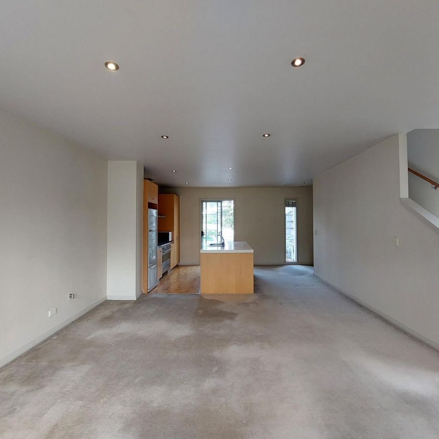 Boarder Of Remuera and Broadway - Photo 1