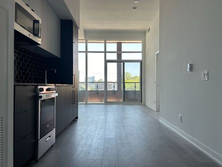 For Lease - 285 Dufferin St Street Unit# 222, Toronto, Ontario - Photo 4