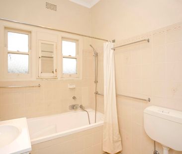 28 Boundary Road, Mortdale NSW 2223 - House For Rent | Domain - Photo 4