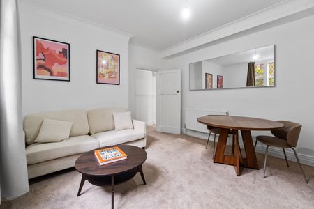 Kensington Church Street, Kensington, London, W8 4EZ - Photo 5