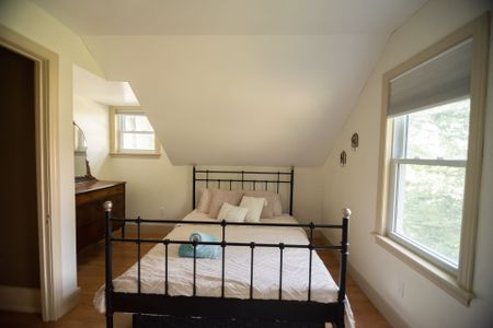 For Lease - 5853 Mcleod Road, Niagara Falls, Ontario - Photo 3