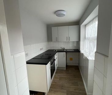 2 Bed Terraced House, Galloway Street, L7 - Photo 6