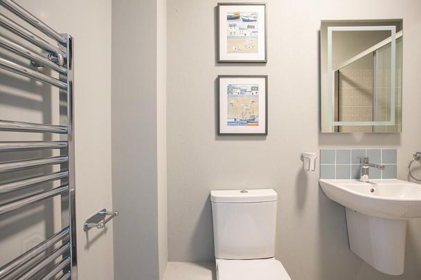 Apt 21 The Residence, 334 Ormeau Road, Belfast, BT7 2GE - Photo 1