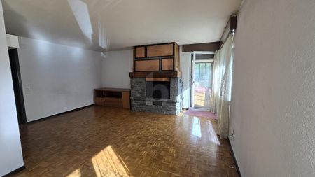 SPAZIOSO E ACCOGLIENTE IN POSIZIONE TRANQUILLA - Foto 4