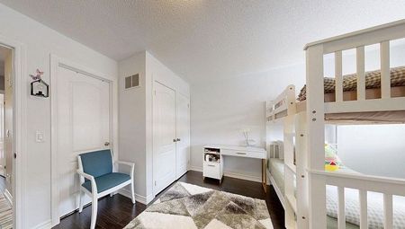 For Lease - 8 Bakewell Street, Brampton, Ontario - Photo 2