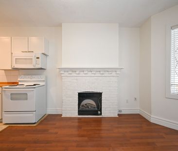For Lease - 242 Highfield Road Unit# A, Toronto, Ontario - Photo 6
