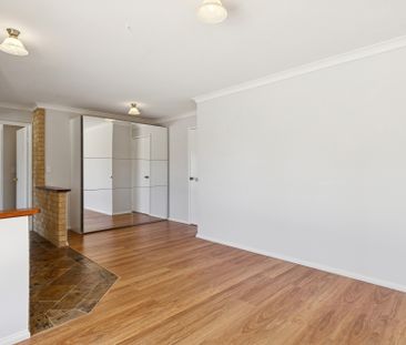 Your Private Oasis – 4-Bedroom Family Home with Stunning Pool! - Photo 5