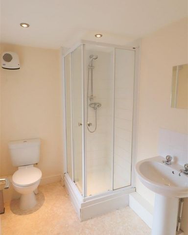 Hightown Apartments, Crewe - Photo 3