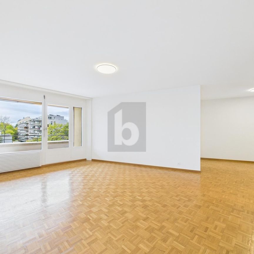 LUMINEUX AVEC BALCON ET PROCHE DE O.I - Photo 1