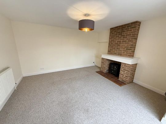 2 bedroom house to rent - Photo 1