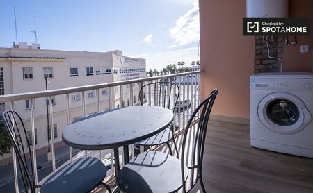 valencia, Valencian Community 46011 - Photo 2