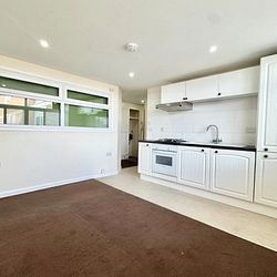 Dumpton Park Drive, Broadstairs, CT10 1RF, Kent - Photo 1