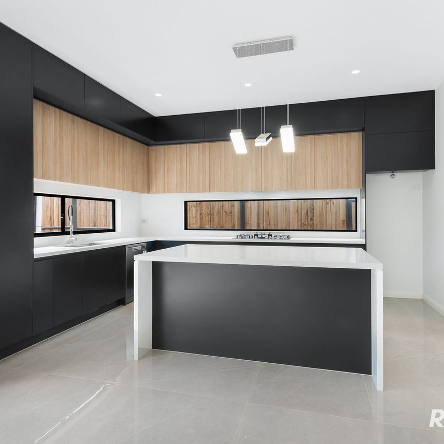 Custom Built Home With Quality Inclusions - Photo 1