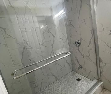 For Lease - 30 Lamay Crescent, Toronto, Ontario - Photo 6