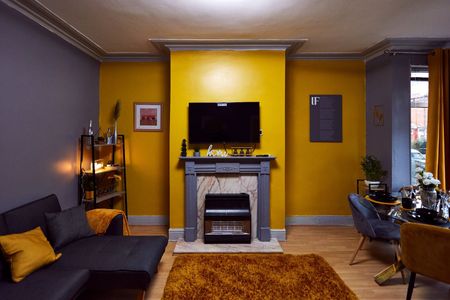 2 Bed Terraced House, Cross Flatts Terrace, LS11 - Photo 3