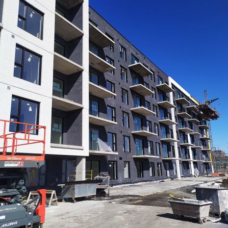 Condo Neuf A Louer - Photo 1