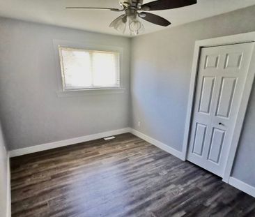 For Lease - 17 Larkdale Crescent, Essa, Ontario - Photo 4