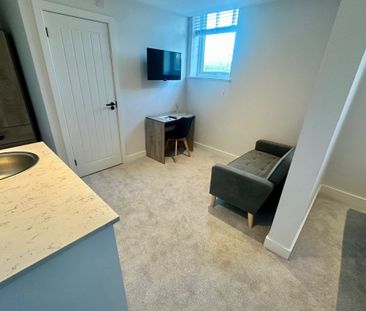 Highfield Road - Photo 1