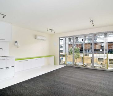 The ultimate furnished studio! - Photo 5