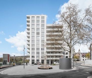 1.5-room central apartment in a modern residential skyscraper - Foto 1