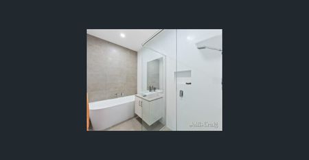 A Masterclass In Style - Photo 3