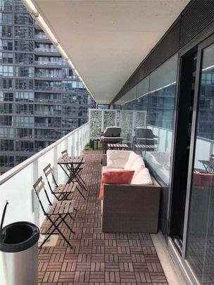 For Lease - 11 Charlotte Street Unit# 1107, Toronto, Ontario - Photo 1