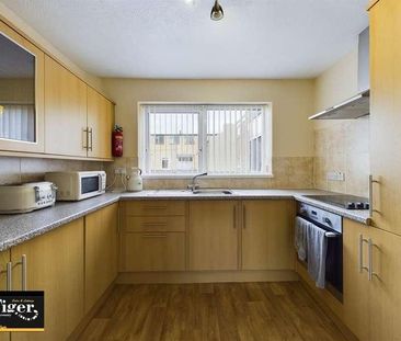 Rawcliffe Street, Blackpool, FY4 - Photo 5