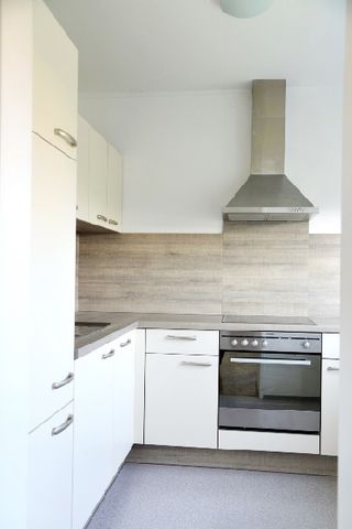 Top-Singlewohnung mit Parkmöglichkeit und schönem Ausblick - Photo 4