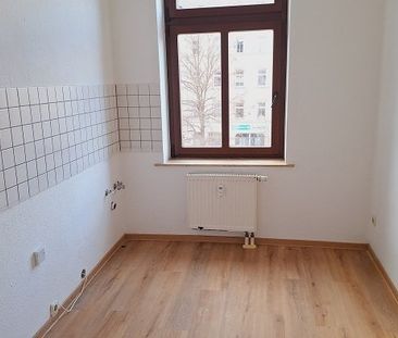 großzügige 3 Raumwohnung nur 5 Minuten mit den Öffentlichen vom Zen... - Photo 5