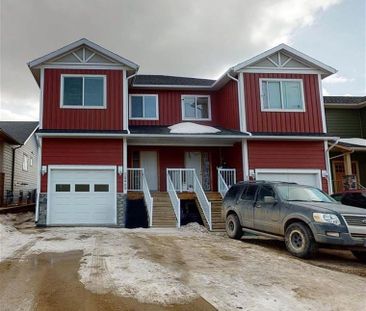 RAYINI DUPLEX - Upper - Photo 1