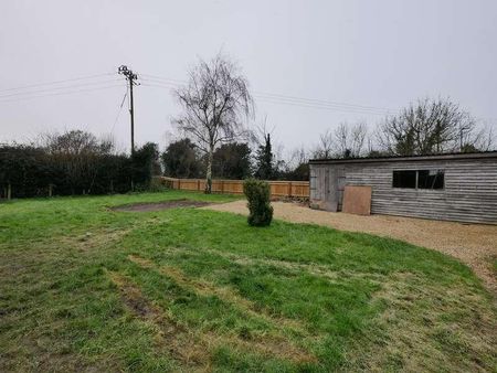 Station Road, Wanswell, GL13 - Photo 3