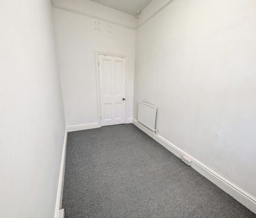 Duplex to rent on - Photo 3