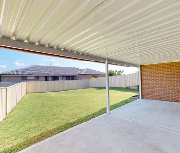 4 Barbara Court, Rutherford NSW 2320 - Photo 4