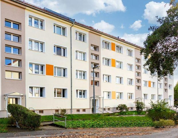 2-Raumwohnung mit Wanne und Balkon - Foto 1