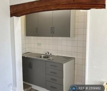 2 bedroom end of terrace house to rent - Photo 5