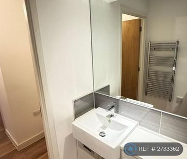 1 bedroom flat to rent - Photo 6
