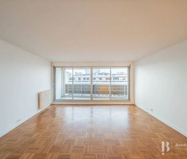 Rental Apartment Paris 15th Saint-Lambert - Photo 3