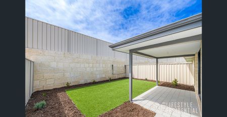 2 BED WITH LOTS OF OUTDOOR SPACE - Photo 4