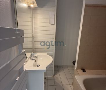 Location Appartement 1 pièce 19m² MONTAIGU VENDEE 85600 - Photo 1