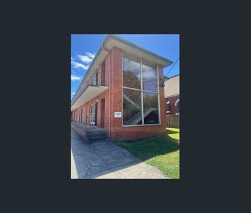 Gorgeous Gardenvale - Photo 3