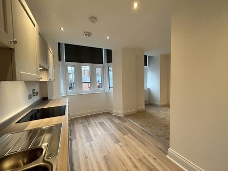 2 bedroom apartment to rent - Photo 3