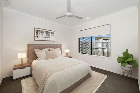 Neat & Low-Maintenance Duplex in a Quiet Mount Louisa Court! - Photo 3