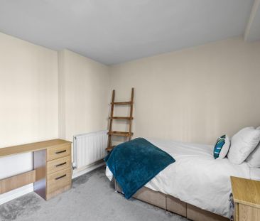 1 bedroom in a house share to rent - Photo 5