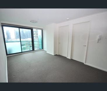 64SQM Unfurnished Two Bedroom Apartment! - Photo 5