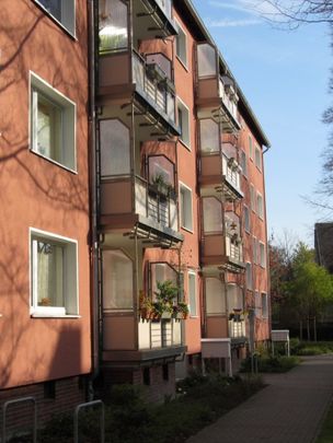 3-Zimmerwohnung mit Balkon in Hannover Stöcken - Foto 1